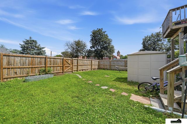 4300 N 61st Street, Lincoln, NE 68507