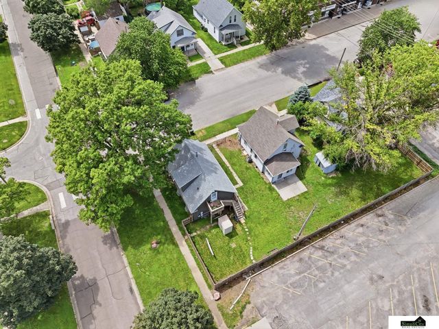 4300 N 61st Street, Lincoln, NE 68507