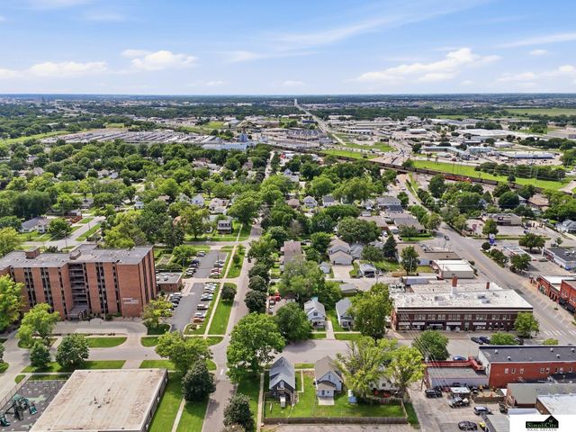 4300 N 61st Street, Lincoln, NE 68507