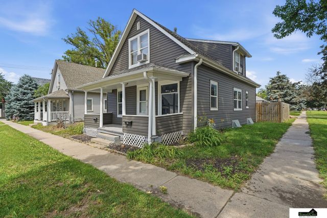 4300 N 61st Street, Lincoln, NE 68507