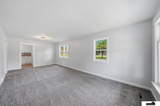 4300 N 61st Street, Lincoln, NE 68507