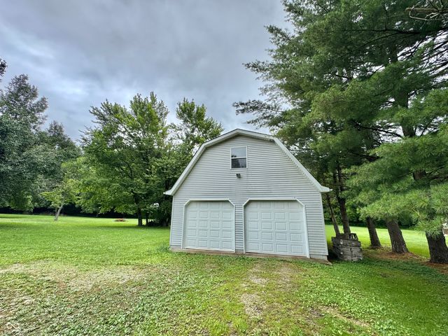 1805 S County Road 400 W, Greencastle, IN 46135