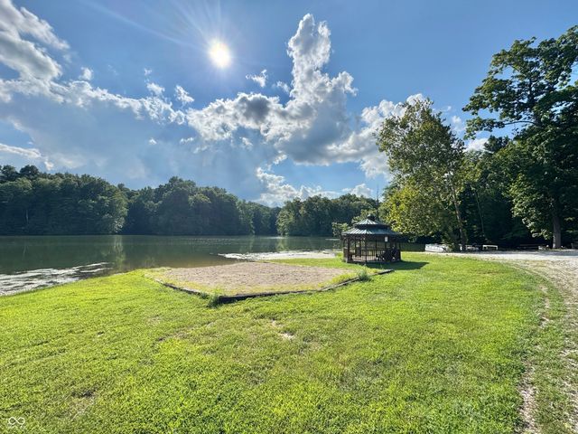 1805 S County Road 400 W, Greencastle, IN 46135