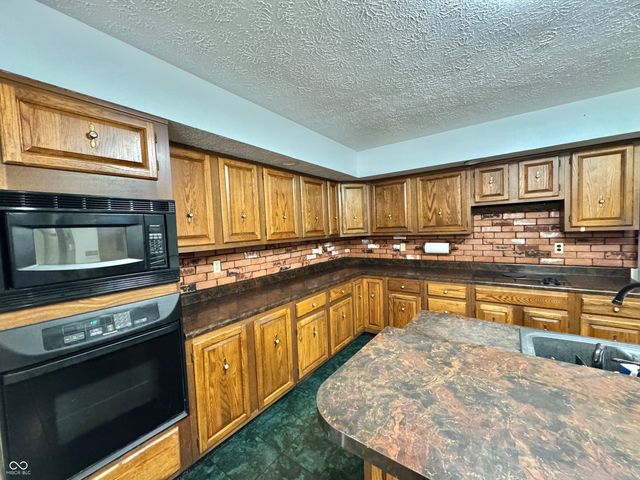 1805 S County Road 400 W, Greencastle, IN 46135