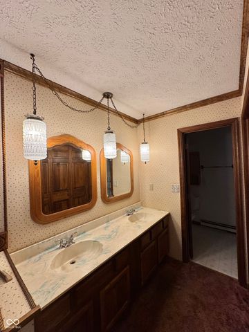 1805 S County Road 400 W, Greencastle, IN 46135
