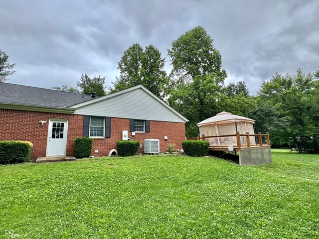 1805 S County Road 400 W, Greencastle, IN 46135