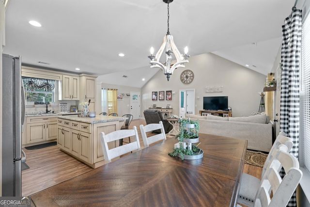 413 Beamer Road, Calhoun, GA 30701
