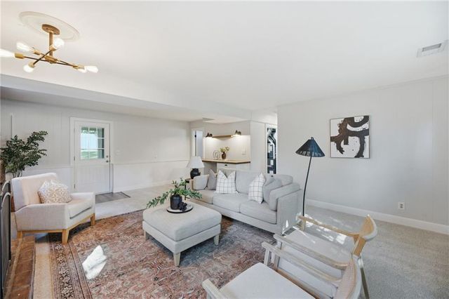 6624 Marty Street, Overland Park, KS 66202