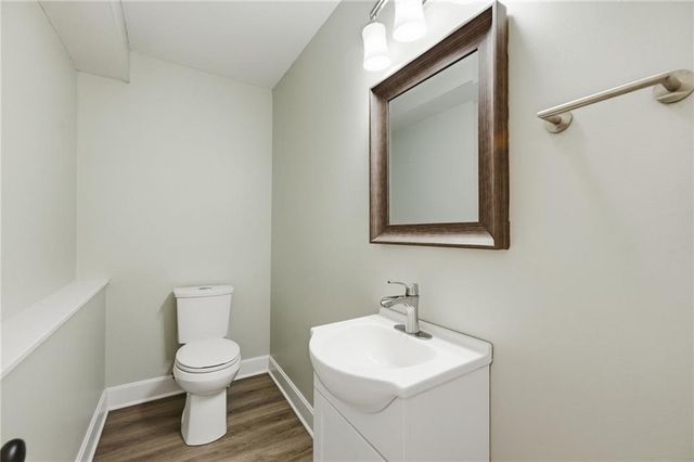 6624 Marty Street, Overland Park, KS 66202
