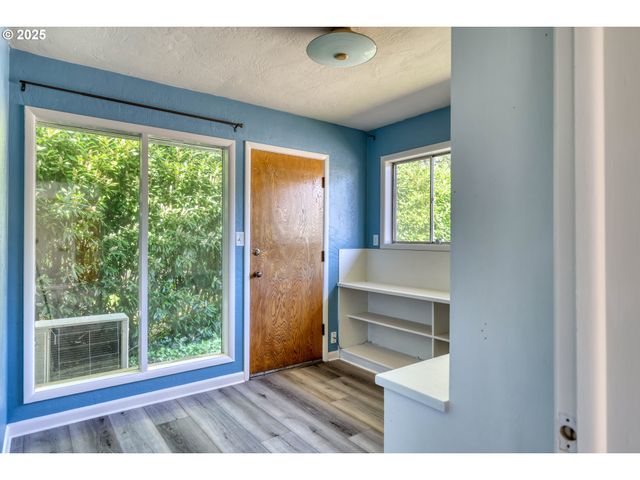 259 N HENRY St, Coquille, OR 97423