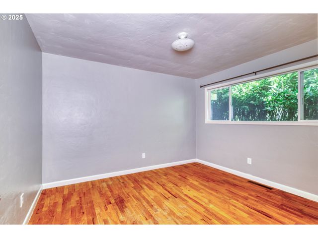 259 N HENRY St, Coquille, OR 97423
