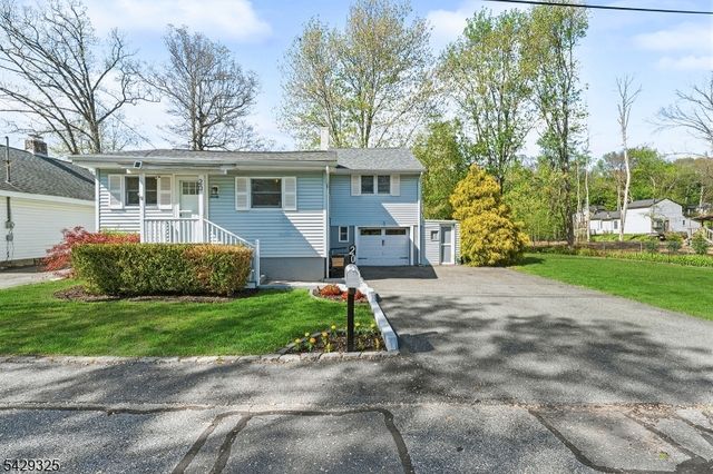 20 Madelyn Ave, West Milford Twp., NJ 07480
