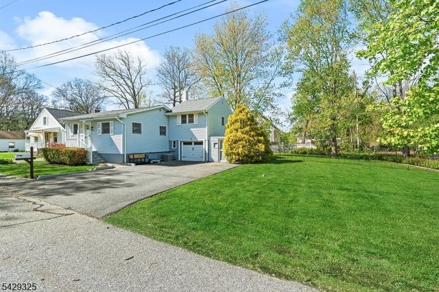 20 Madelyn Ave, West Milford Twp., NJ 07480