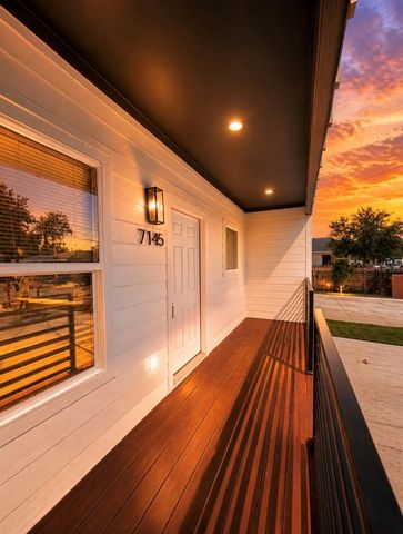 7145 Avenue K, Houston, TX 77011