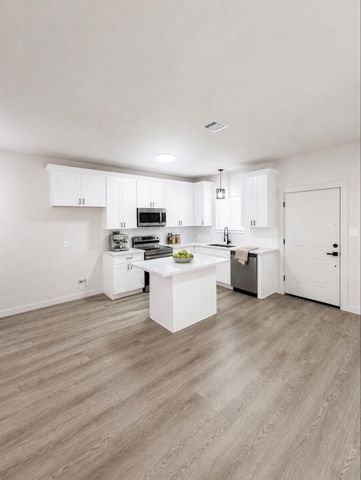 7145 Avenue K, Houston, TX 77011