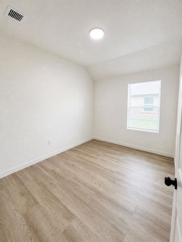 7145 Avenue K, Houston, TX 77011