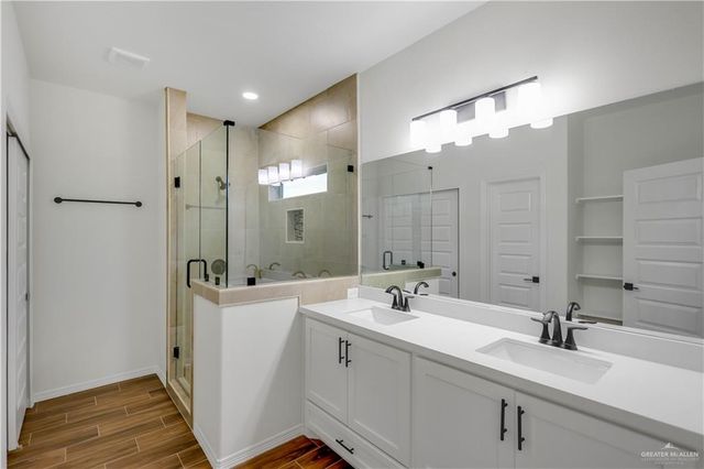 7308 N 55th Lane, Mission, TX 78573