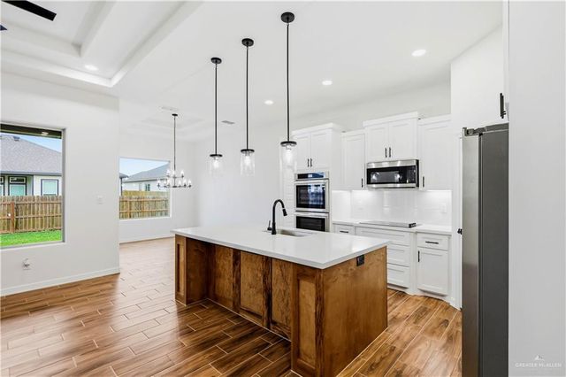 7308 N 55th Lane, Mission, TX 78573