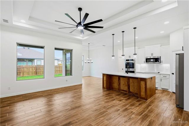 7308 N 55th Lane, Mission, TX 78573