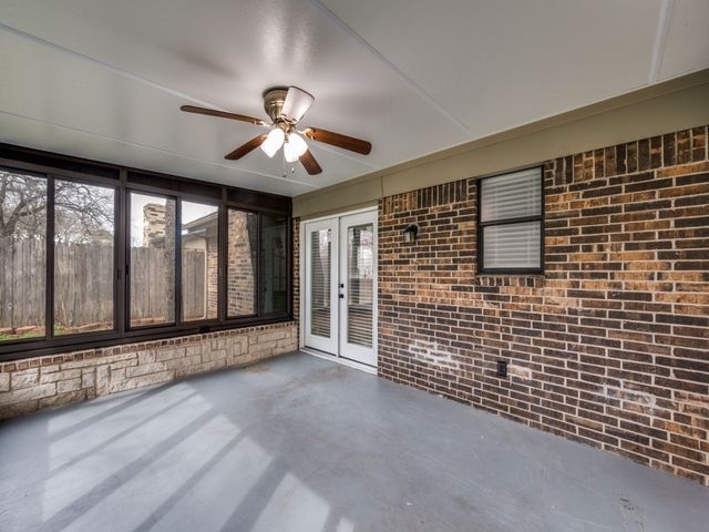 5402 Holly Trail, Arlington, TX 76016