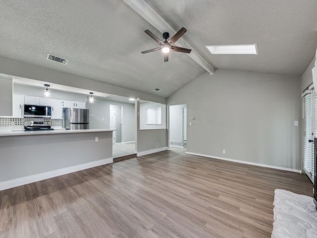 5402 Holly Trail, Arlington, TX 76016