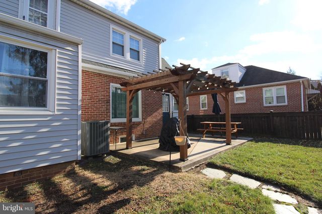 118 N ROCKBURN ST, York, PA 17402