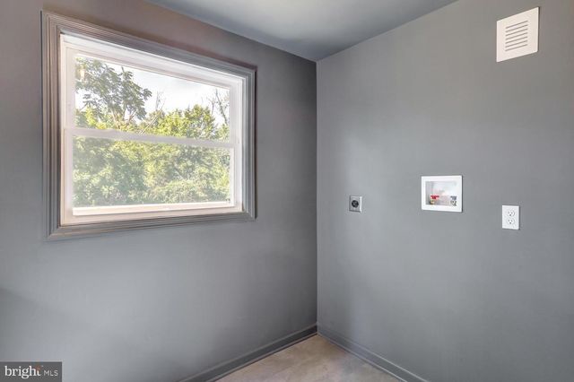 782 N CREEK RD, West Chester, PA 19380