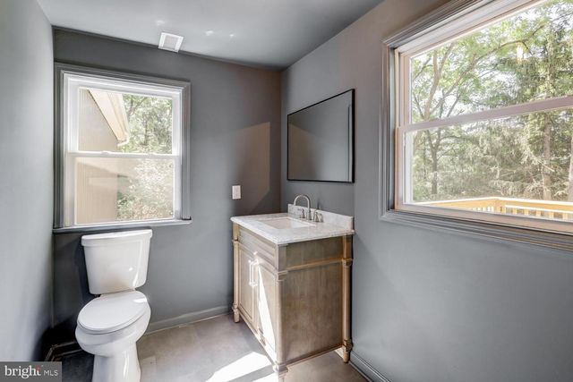 782 N CREEK RD, West Chester, PA 19380