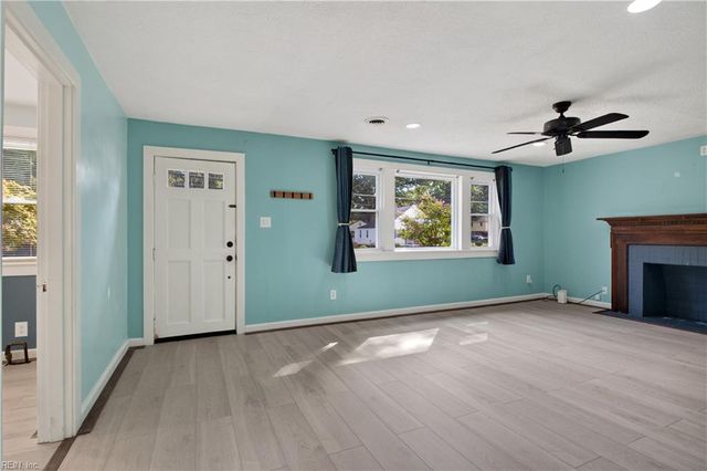 7205 Madison AVE, Newport News, VA 23605