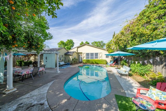 322 N Santa Ana Ave, Modesto, CA 95354