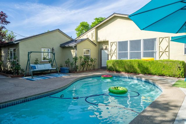 322 N Santa Ana Ave, Modesto, CA 95354