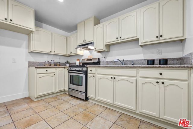 5349 Allan Street, Los Angeles, CA 90032