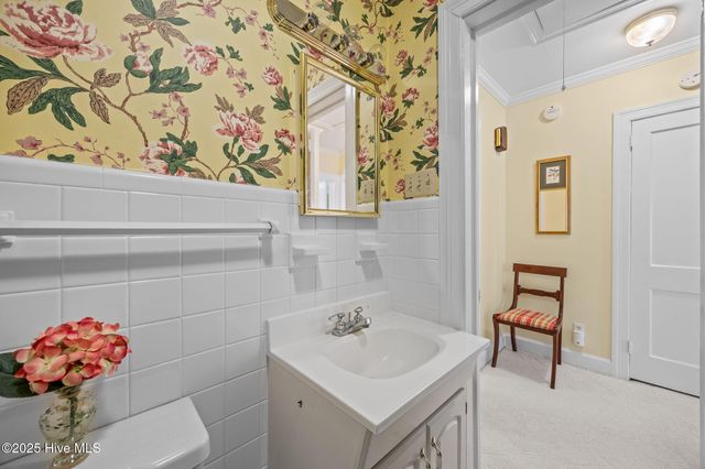 6000 May Boulevard, Farmville, NC 27828