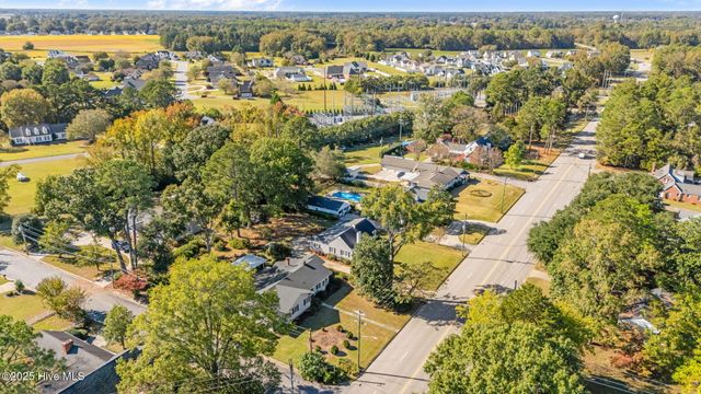 6000 May Boulevard, Farmville, NC 27828