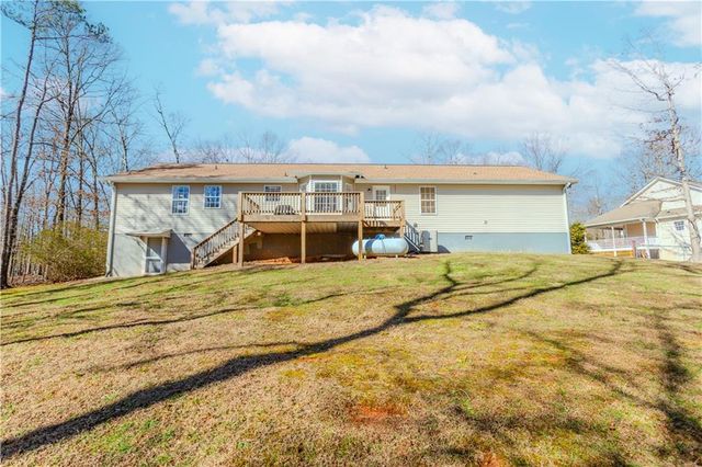 333 Long Branch Crossing, Dahlonega, GA 30533