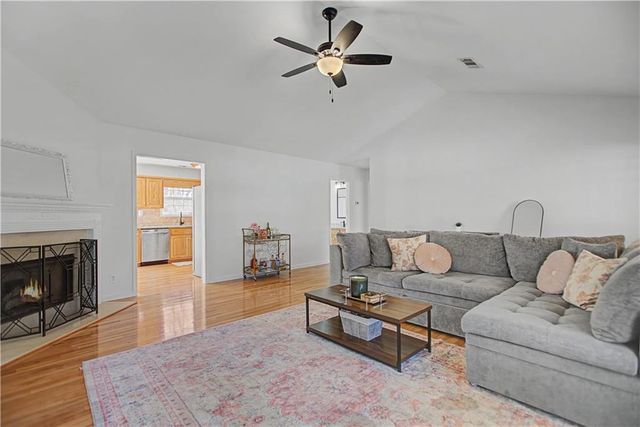 333 Long Branch Crossing, Dahlonega, GA 30533