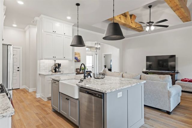 4705 Bermuda Drive, Mustang, OK 73064