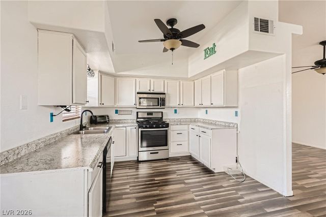 520 Arrowhead Trail 1424, Henderson, NV 89015