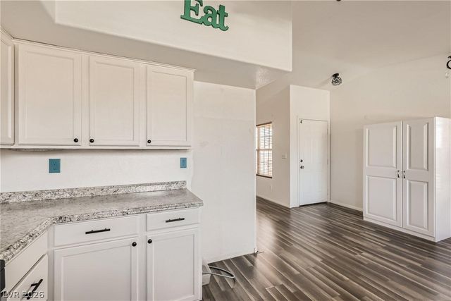 520 Arrowhead Trail 1424, Henderson, NV 89015