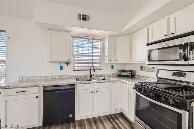 520 Arrowhead Trail 1424, Henderson, NV 89015