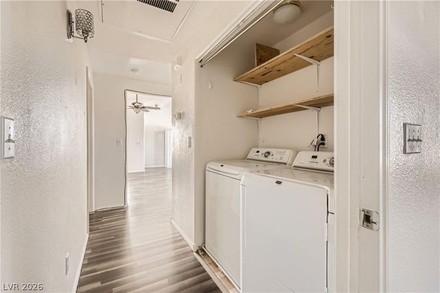 520 Arrowhead Trail 1424, Henderson, NV 89015