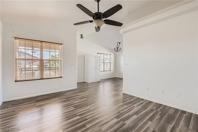 520 Arrowhead Trail 1424, Henderson, NV 89015