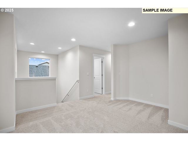 17236 Sw WAPATO ISLAND Dr 30, Sherwood, OR 97140