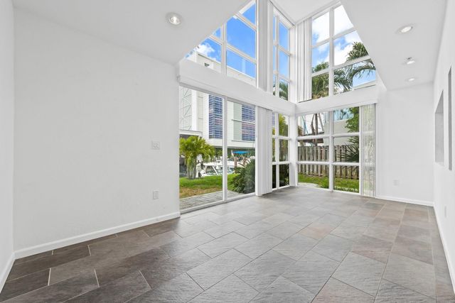 1490 SE 15th Street 104, Fort Lauderdale, FL 33316