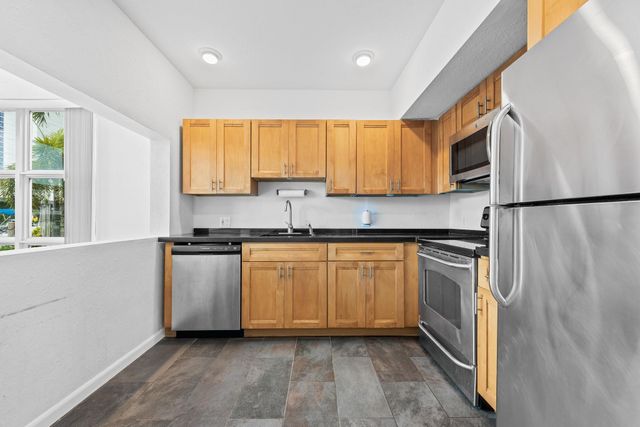 1490 SE 15th Street 104, Fort Lauderdale, FL 33316