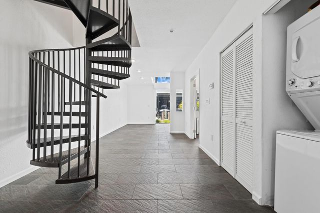 1490 SE 15th Street 104, Fort Lauderdale, FL 33316