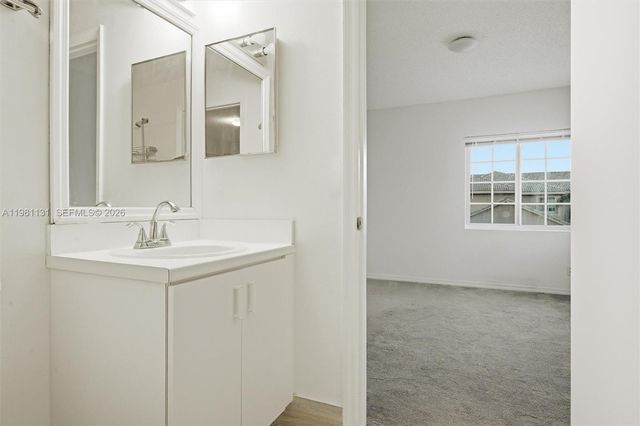 2066 Madeira Dr 2066, Weston, FL 33327