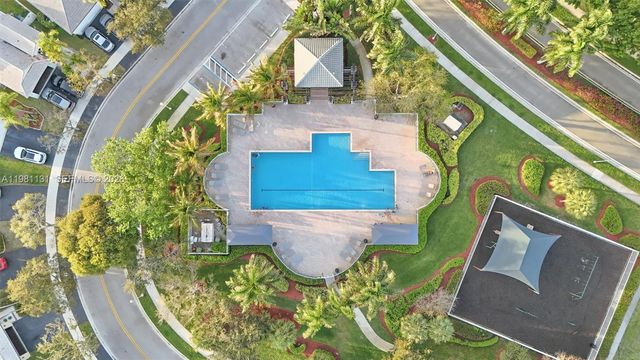 2066 Madeira Dr 2066, Weston, FL 33327