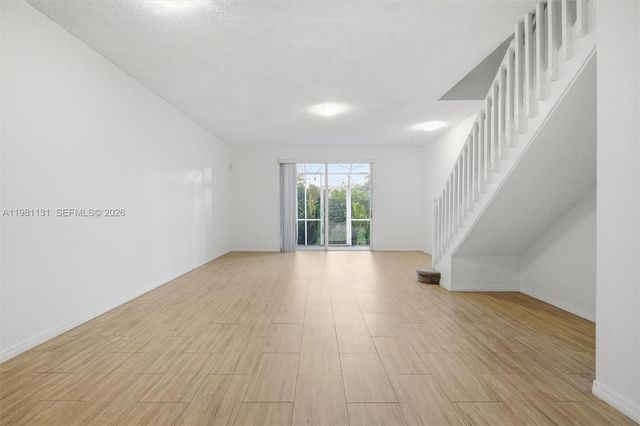 2066 Madeira Dr 2066, Weston, FL 33327