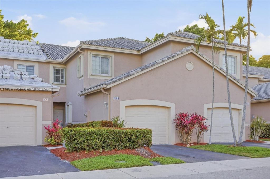 2066 Madeira Dr 2066, Weston, FL 33327